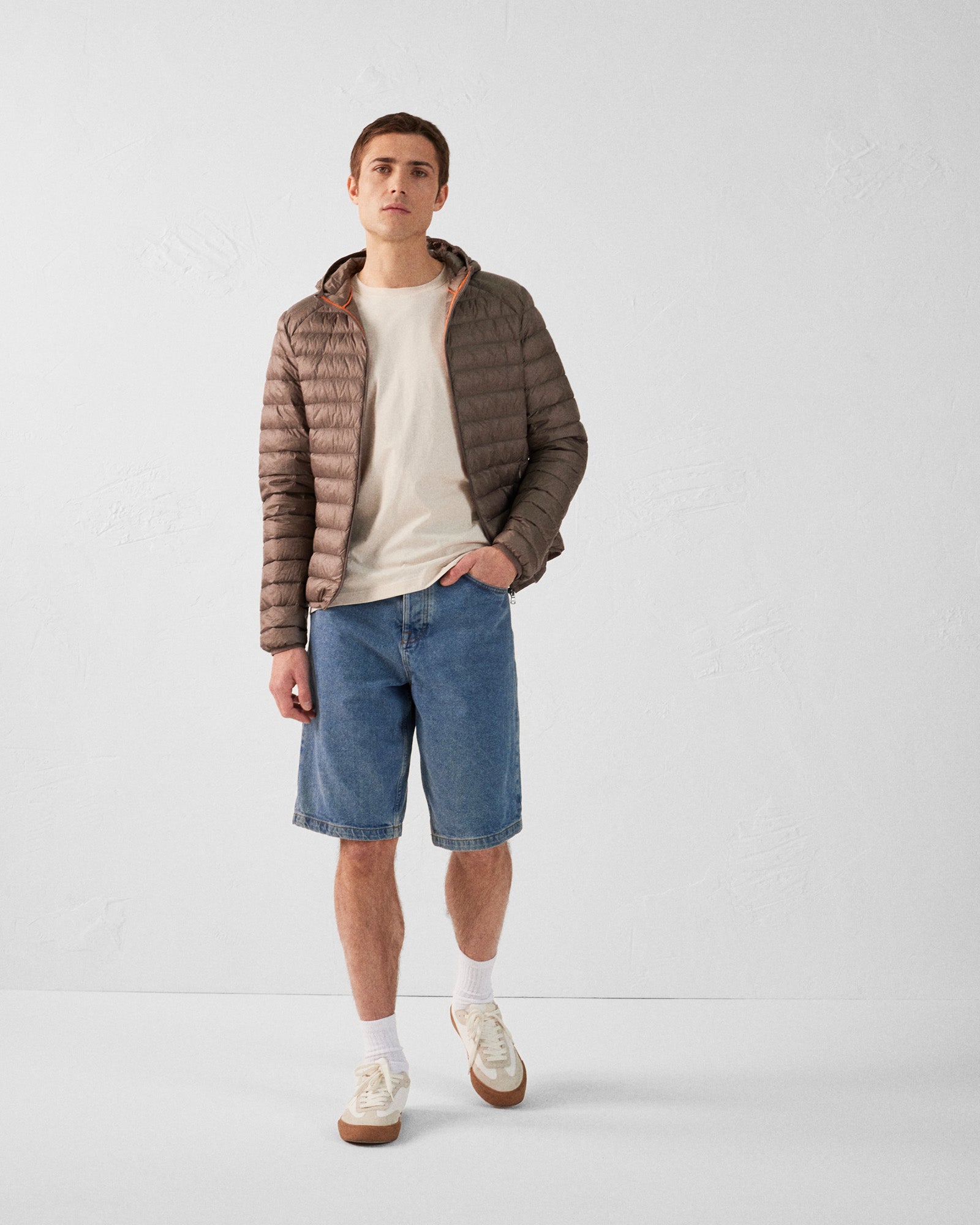 Doudoune légère à capuche Taupe Nico