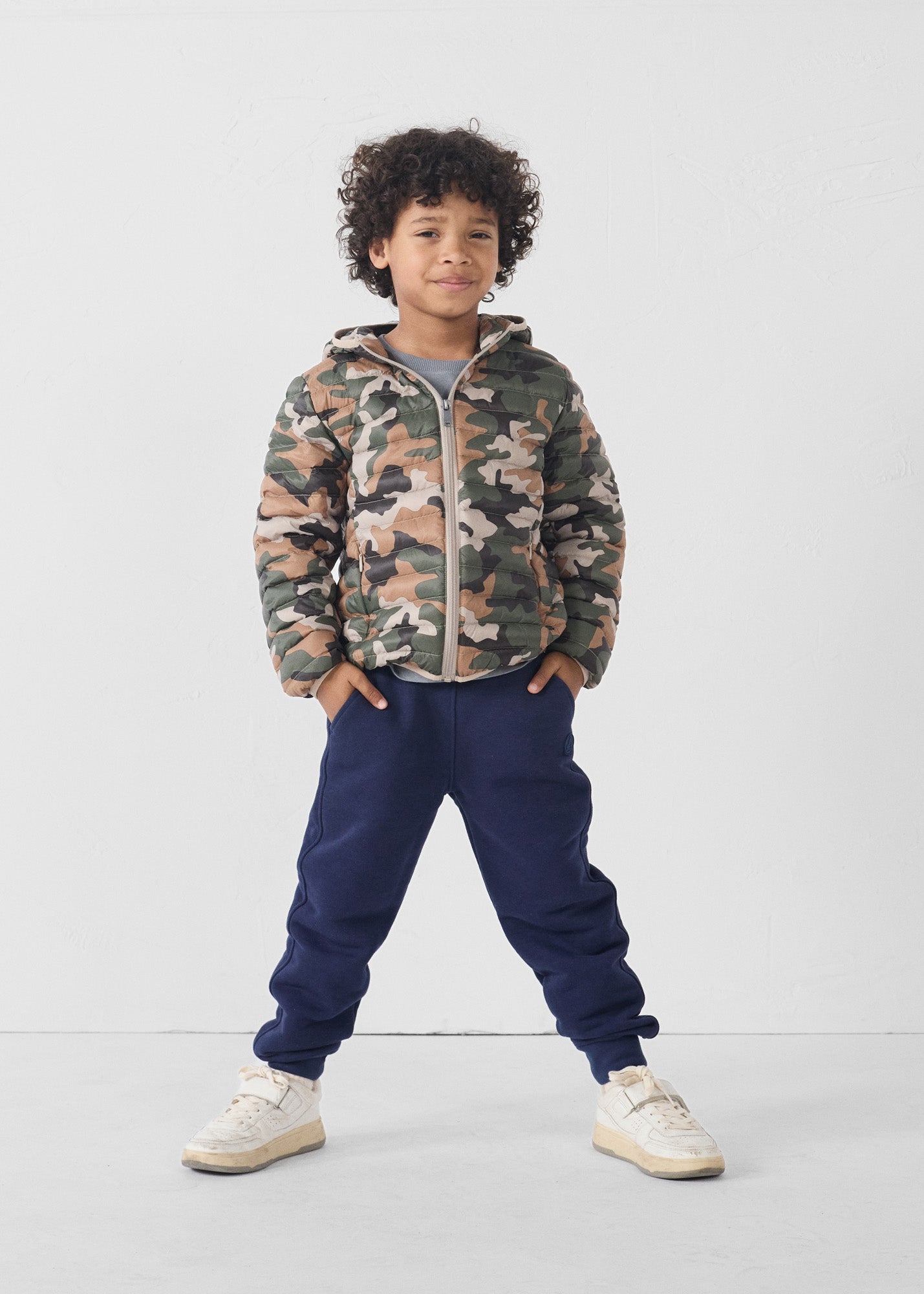 Doudoune légère à capuche enfant Camo sucre roux Hugo print